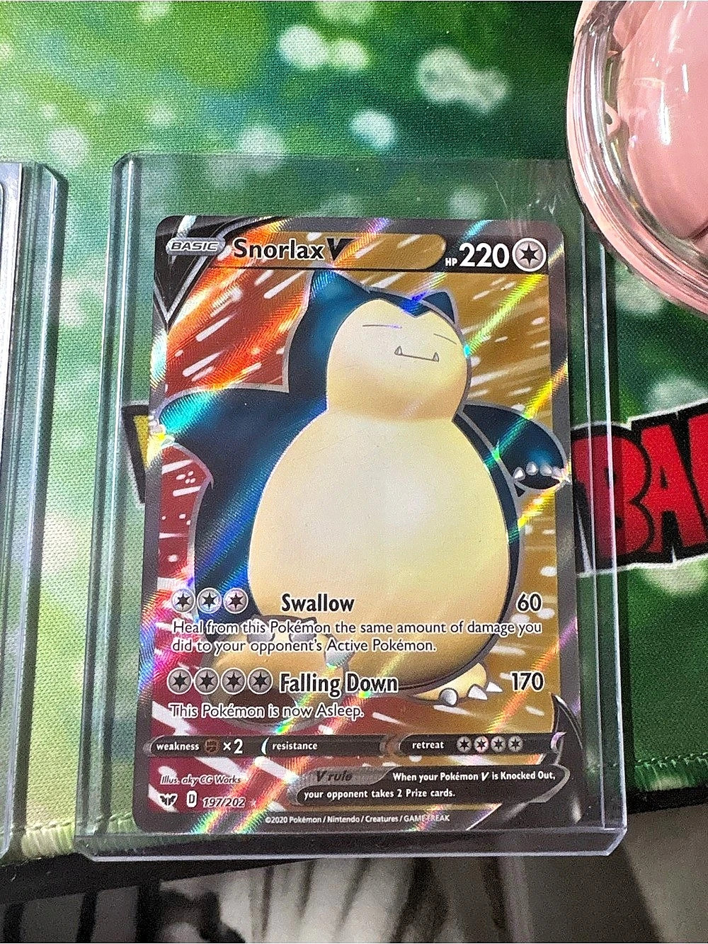 Pokémon Snorlax V Trading Card
